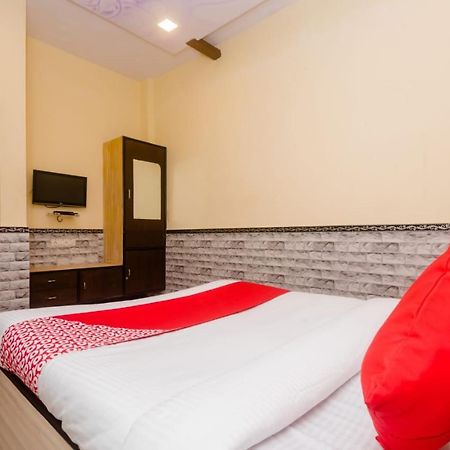 Hotel Nivara Navi Mumbai Kültér fotó