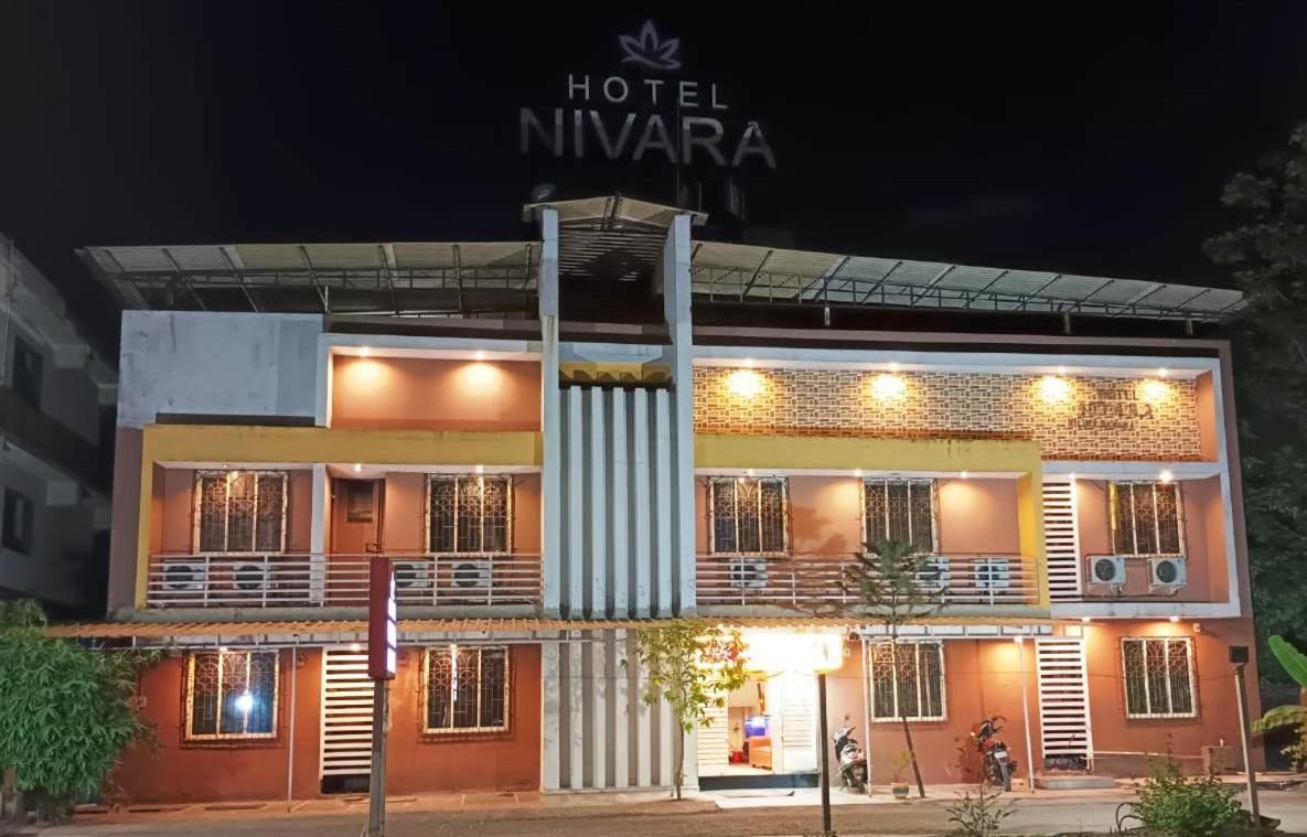 Hotel Nivara Navi Mumbai Kültér fotó